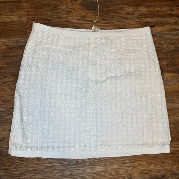 Esley 100% Cotton white eyelet skirt size Medium mini skirt has pockets NWT - Picture 2 of 7